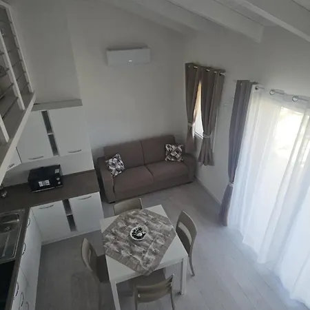 Sea View House -